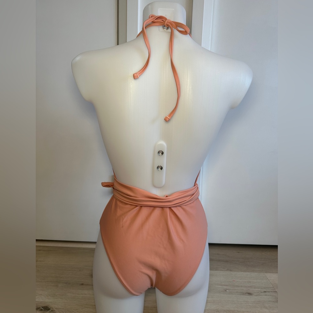 Bathing suit - Picture 2 of 2
